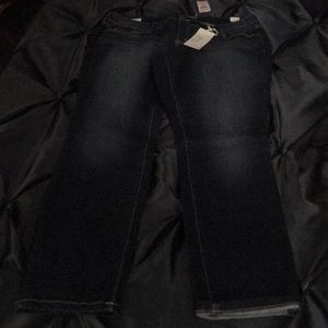 Women’s Plus Size Skinny Jeans